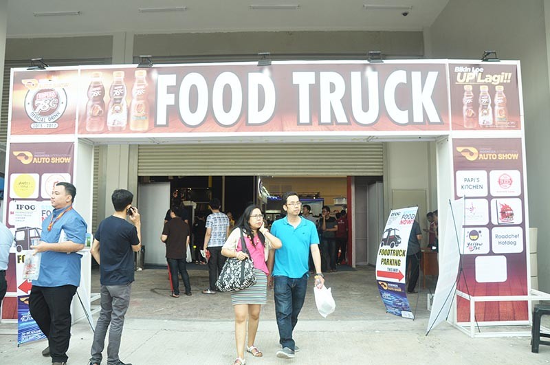 Food Truck Puaskan Makan dan Minum di GIIAS 2015