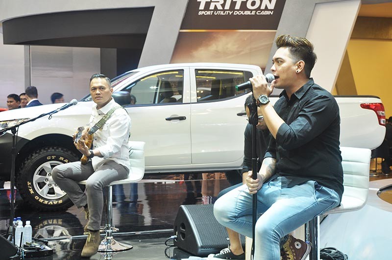 APM Tampilkan Artis dan Musisi Hibur Pengunjung GIIAS 2015