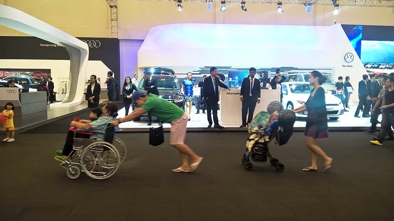 ​Keluarga, Tua Muda Ceria di GIIAS 2015