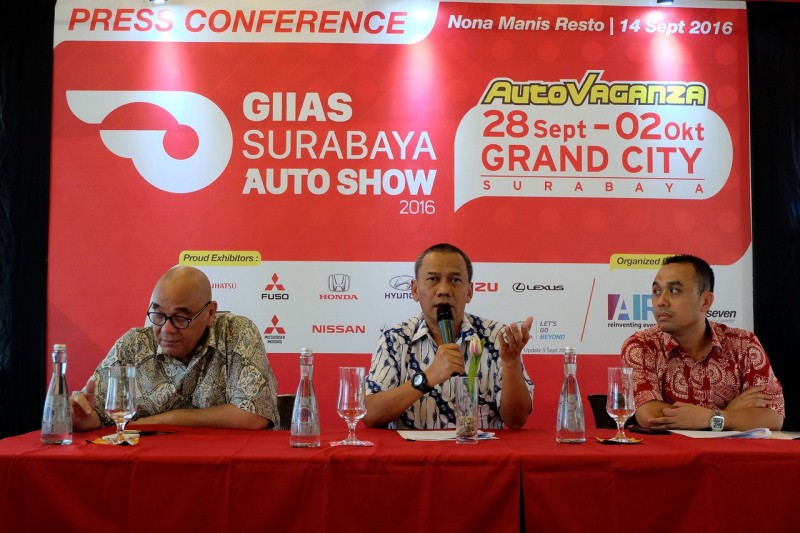 GIIAS-Surabaya-2016-1