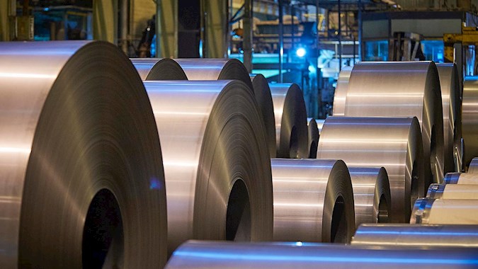 Pabrik Krakatau Nippon Steel Ujicoba Produksi