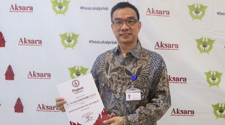 Taat Aturan Ekspor-Impor, Suzuki Dapat Penghargaan Bea dan Cukai