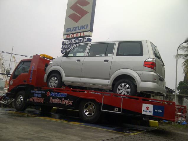 Banjir Jabodetabek, Suzuki Tawarkan Mobil Derek Gratis