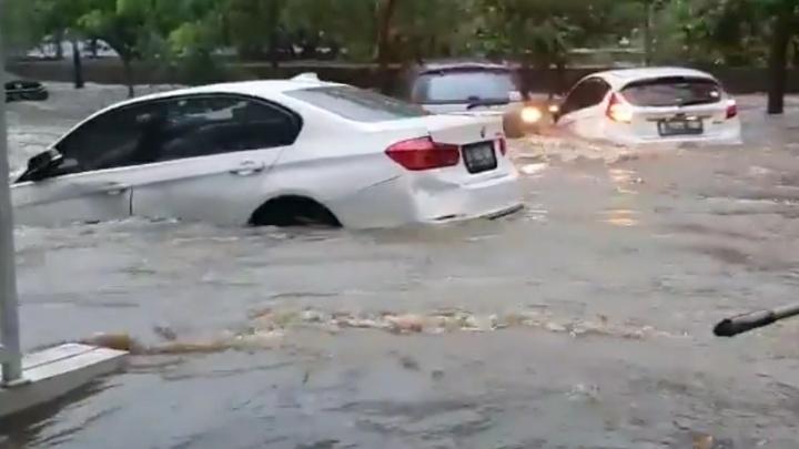 Tips Terhindar dari Memilih Mobil Bekas Banjir ala BMW