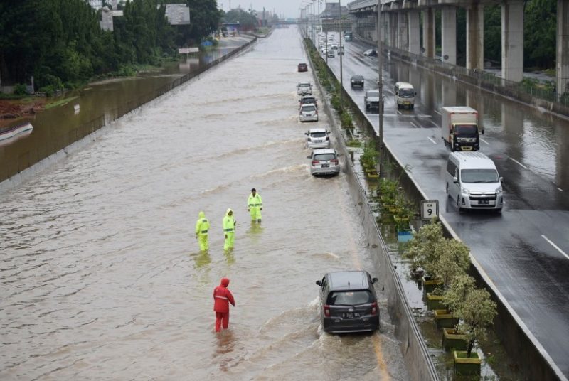 Asuransi Minimalkan Kerugian yang Diakibatkan Banjir
