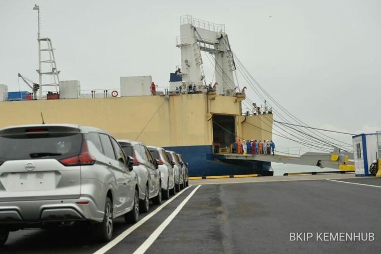 140 Unit Mobil Diekspor Perdana ke Brunei dari Pelabuhan Patimban