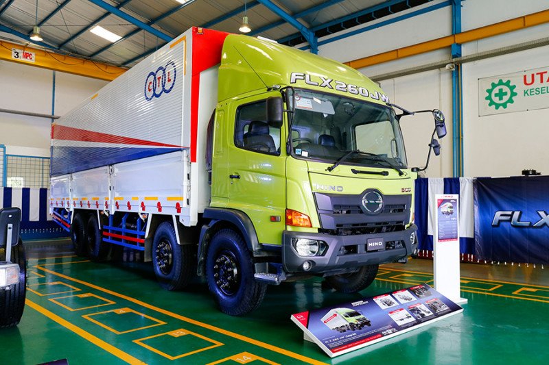 Hino Luncurkan Bus R 260 AS dan Truk Ranger FLX Sesuai Kebijakan Anti ODOL