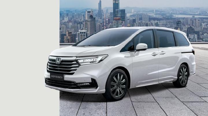 Honda Setop Penjualan MPV Odyssey dan Civic Hatchback di Indonesia
