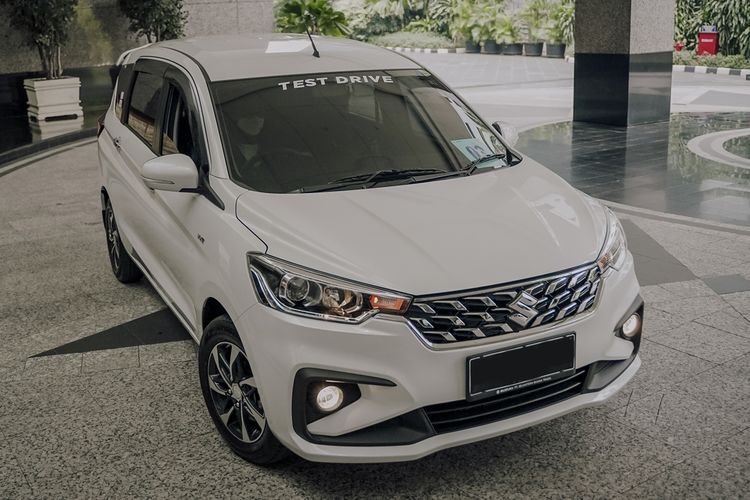7 Mobil Hybrid Terlaris, Ertiga Hybrid Dibayangi Nissan Kicks E-Power