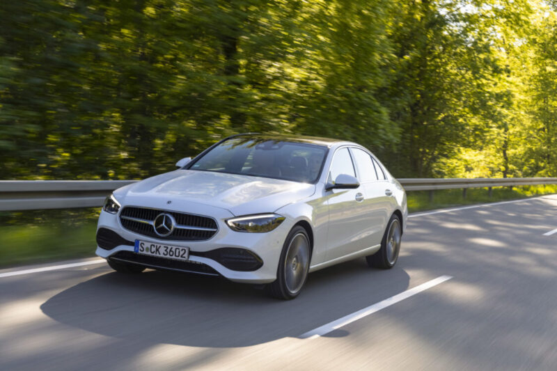 Segmen Premium, Mercedes-Benz Memimpin di Indonesia