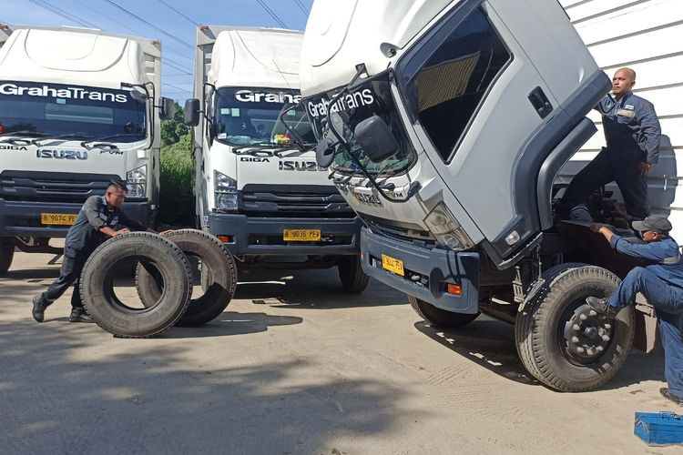 Sektor Logistik Membaik, Penjualan Mobil Niaga Naik 