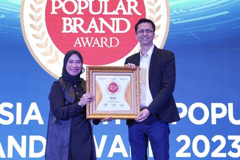Pelumas “Mobil” Raih Indonesia Digital Popular Brand Award 2023 