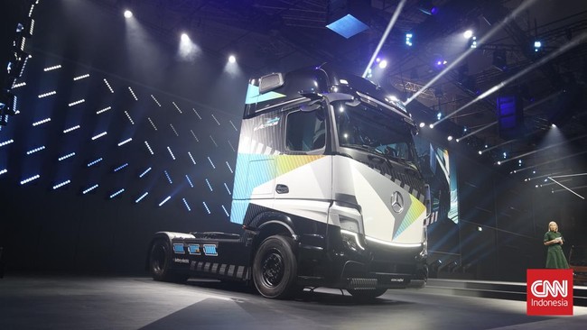 Toyota dan Daimler Bekerjasama Produksi Truk