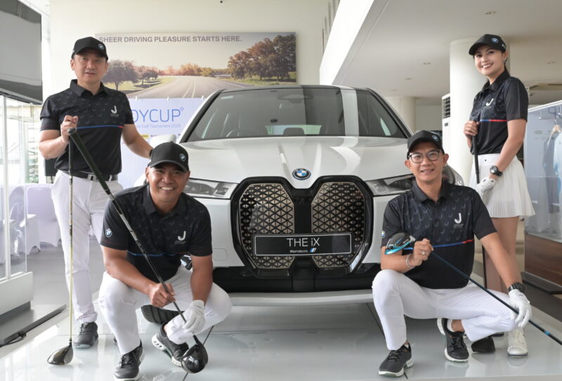 Turnamen Golf Joycup Berhadiah Mobil Listrik BMW 