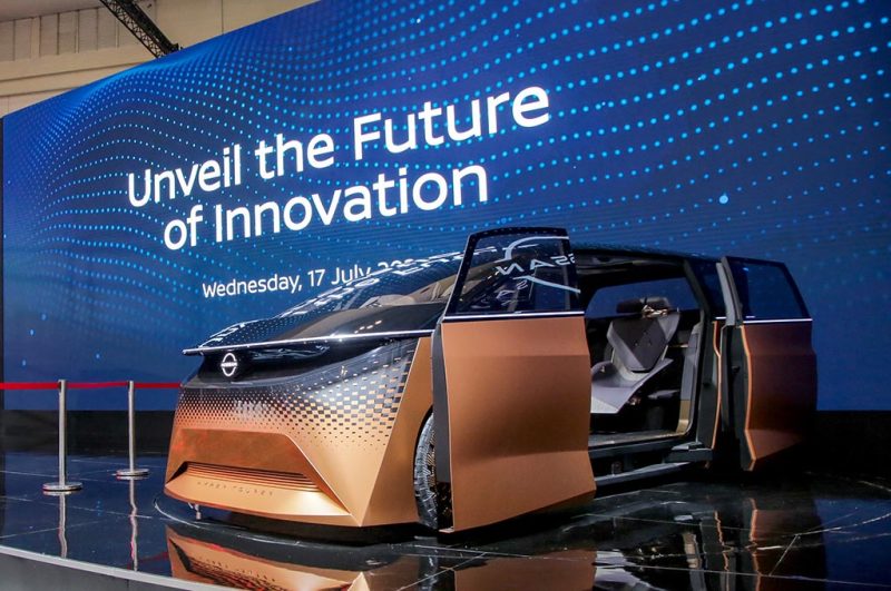 Parade Mobil Konsep di Pameran Otomotif GIIAS 2024