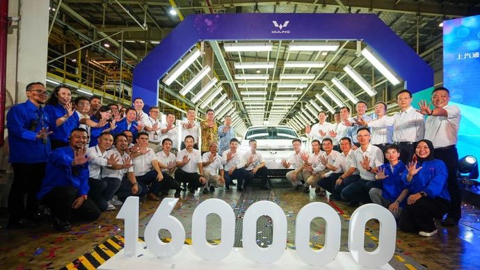 Wuling Capai Produksi 160 Ribu Unit dan Ekspor Perdana Cloud EV ke ASEAN