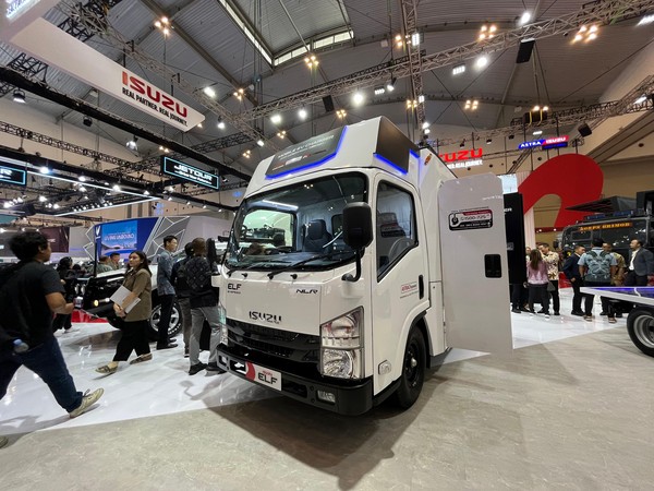 Isuzu Membidik Prospek Penjualan Mobil Niaga pada 2025
