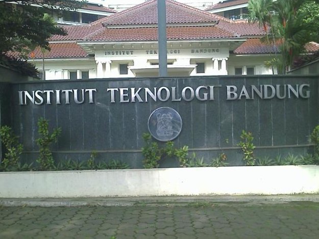 Pengamat ITB Ingatkan Pemerintah tentang Dampak Pelonggaran TKDN terhadap Industri Otomotif