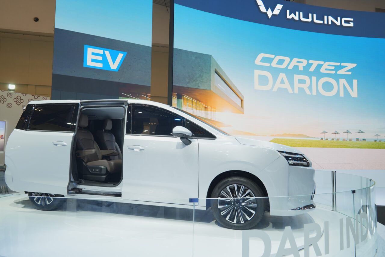 Wuling Cortez Darion Bermesin EV dan PHEV  Tampil Perdana Global di Pameran GIIAS 2025