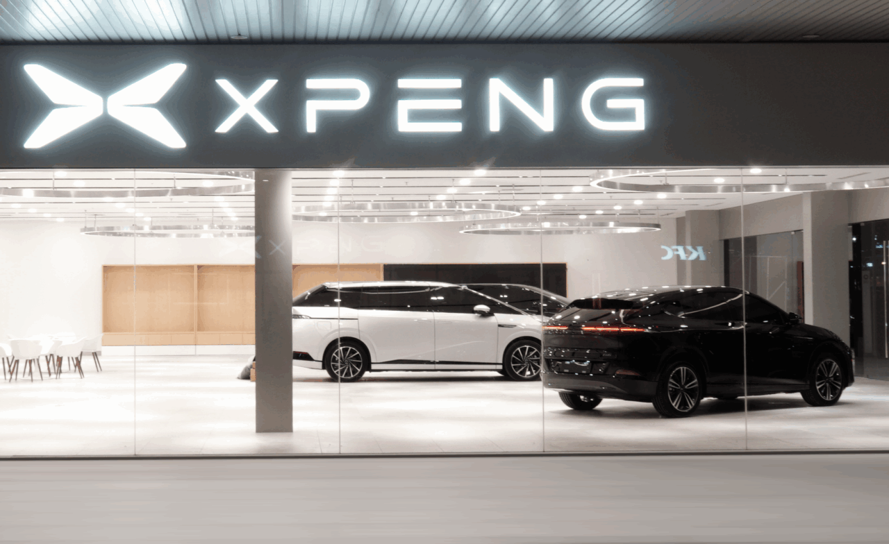 Erajaya Active Lifestyle dan Sinar Maju Motor Resmikan Dealer XPENG BSD City