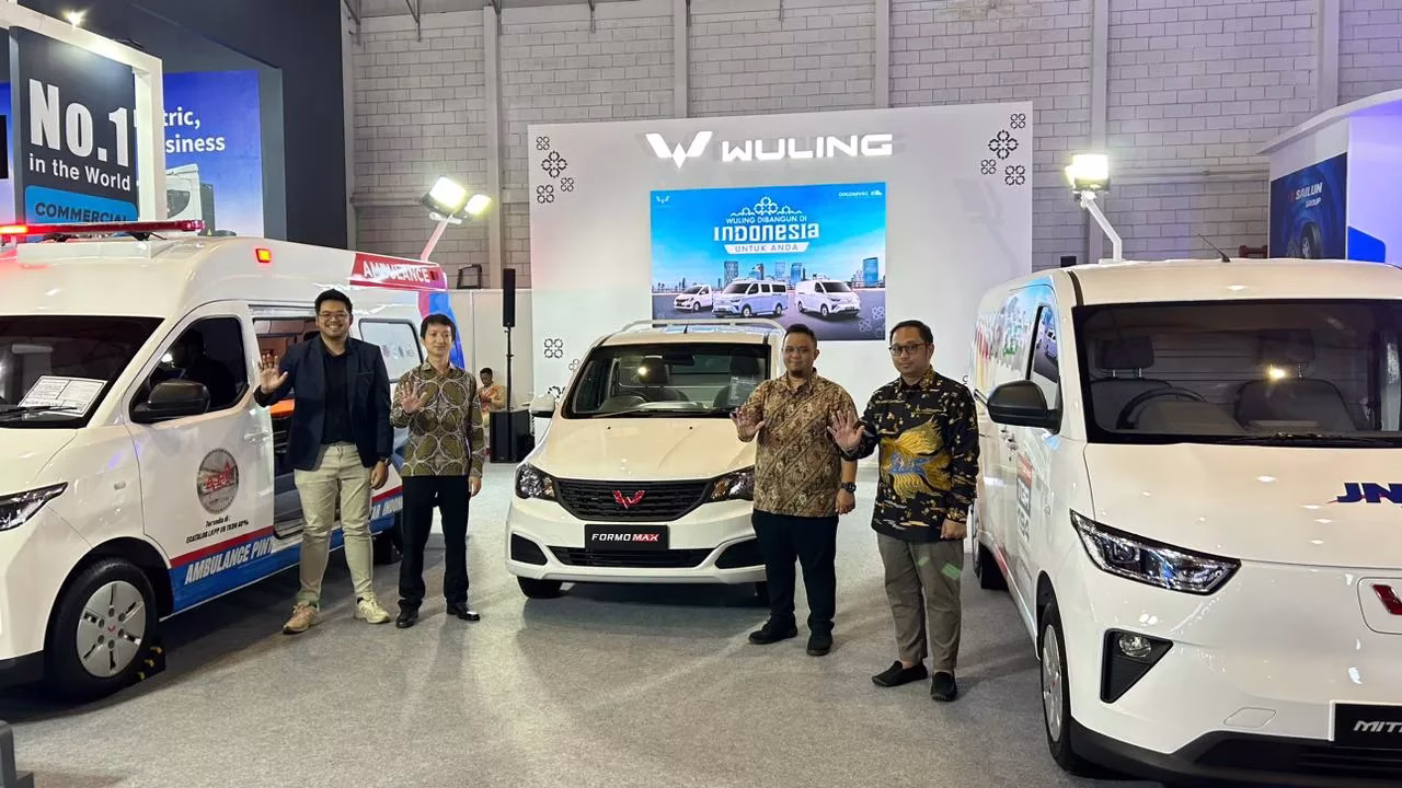 Wuling Mitra EV Hadir dalam Model Ambulans di Pameran GIICOMVEC 2026